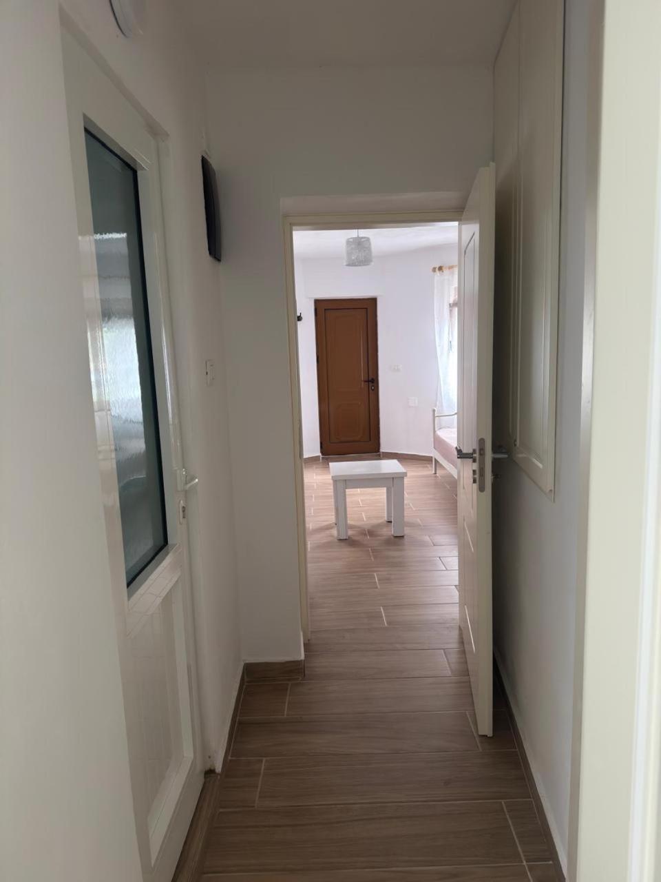 Mustafaraj Apartment *