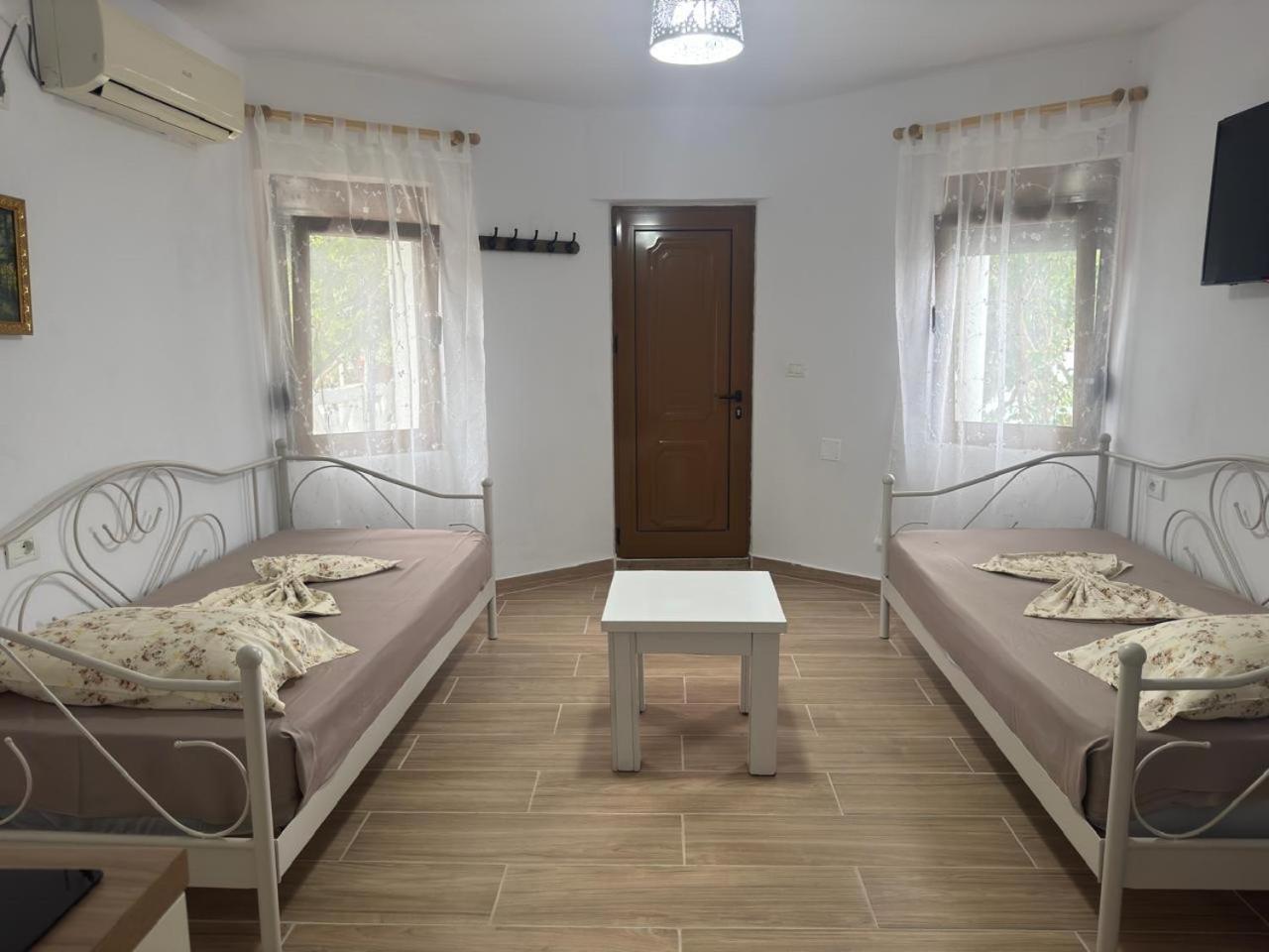 Apartment Mustafaraj Ksamil